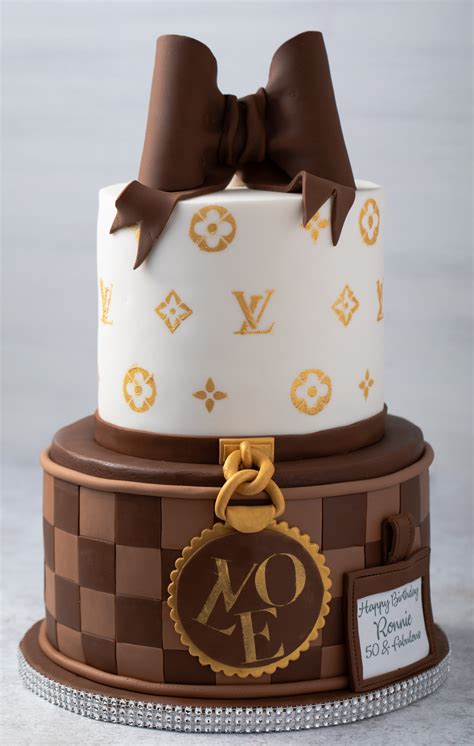 lv purse cake|louis vuitton cake design.